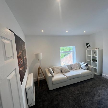 Beach House In Liverpool Waterloo Exterior foto